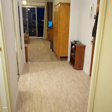 アパート Appartement En Residence Avec Terrasse Vue Ville Et Mer, Parking Prive, Ascenseur